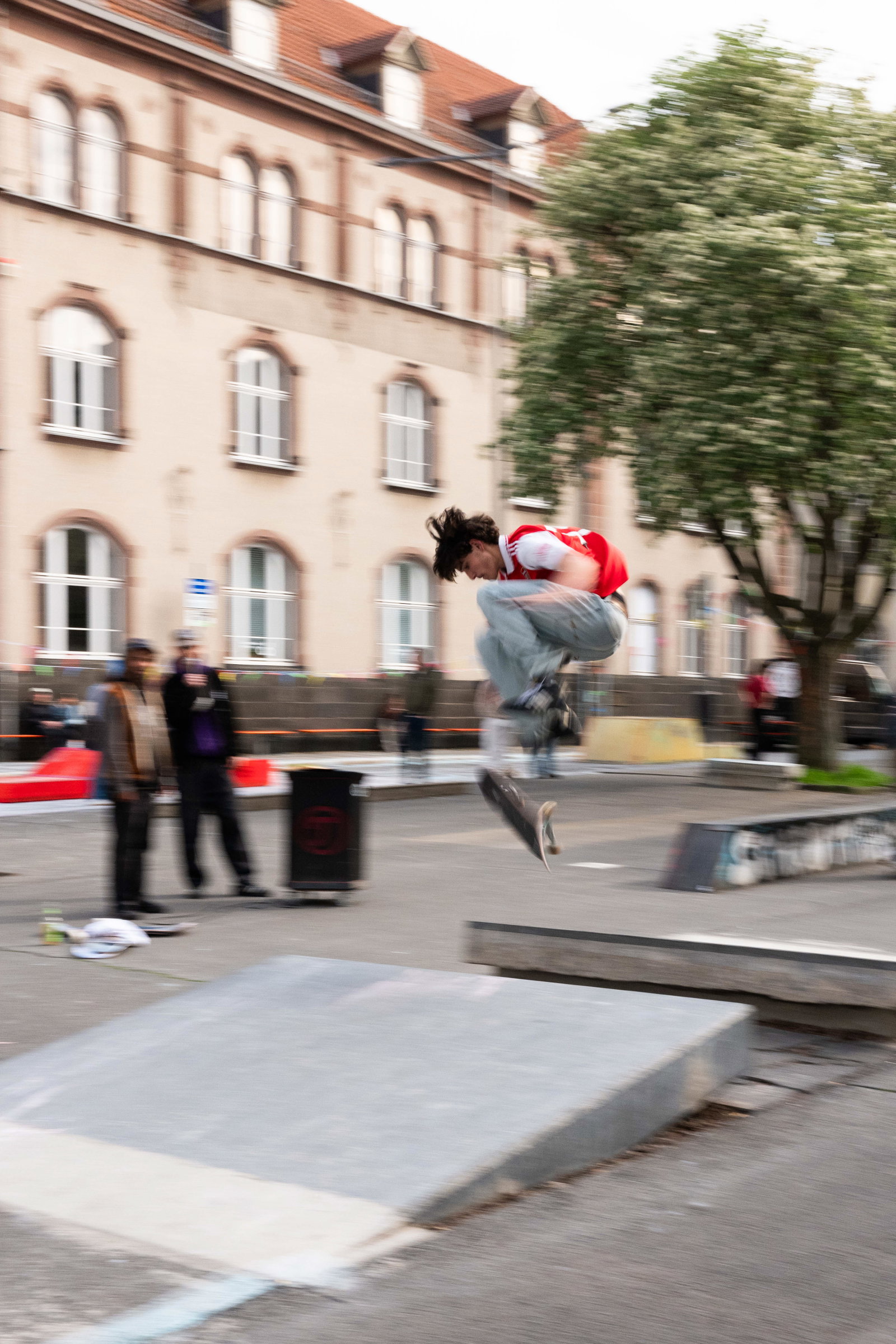 Kassel dock4 platz eroeffnung johann taillebois polycarbonara endboss kassel