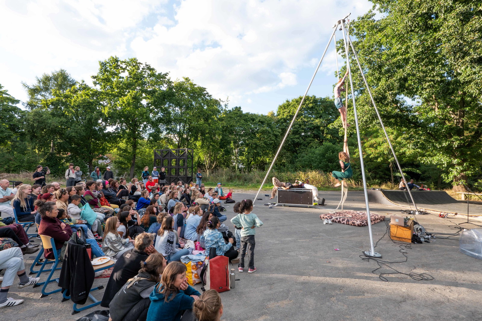 Forstfeld PONY show johann taillebois komprimiert